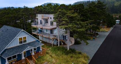 Grey Haven - Rockaway Beach, OR