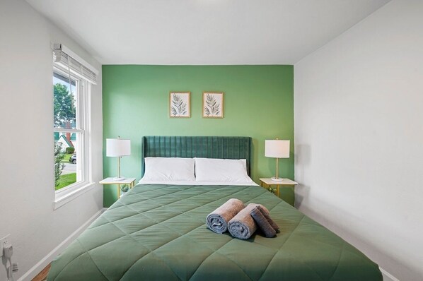 1 dormitori, planxa i posts de planxar, wifi gratuïta i roba de llit 