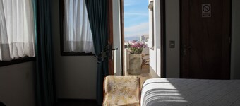 Hotel vista velero
