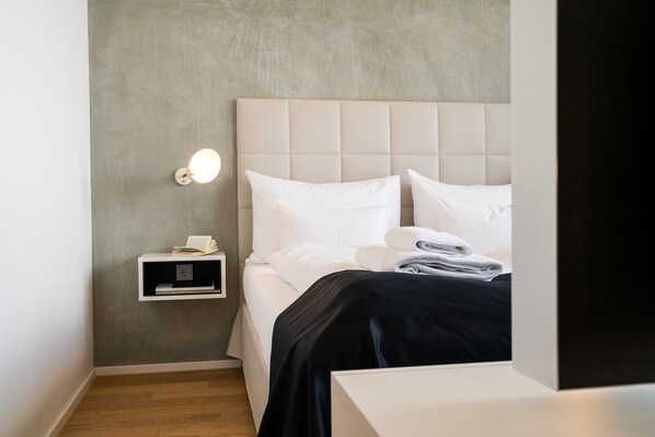 Free WiFi, bed sheets, wheelchair access