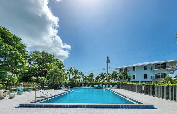Outdoor pool, a heated pool