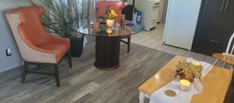 Lakeside Village Park Motel