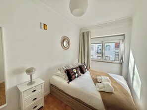 2 Schlafzimmer, Bügeleisen/Bügelbrett, WLAN, Bettwäsche