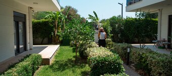 Modern 2-bedroom duplex with sauna in the heart of Lara beach with swimming pool