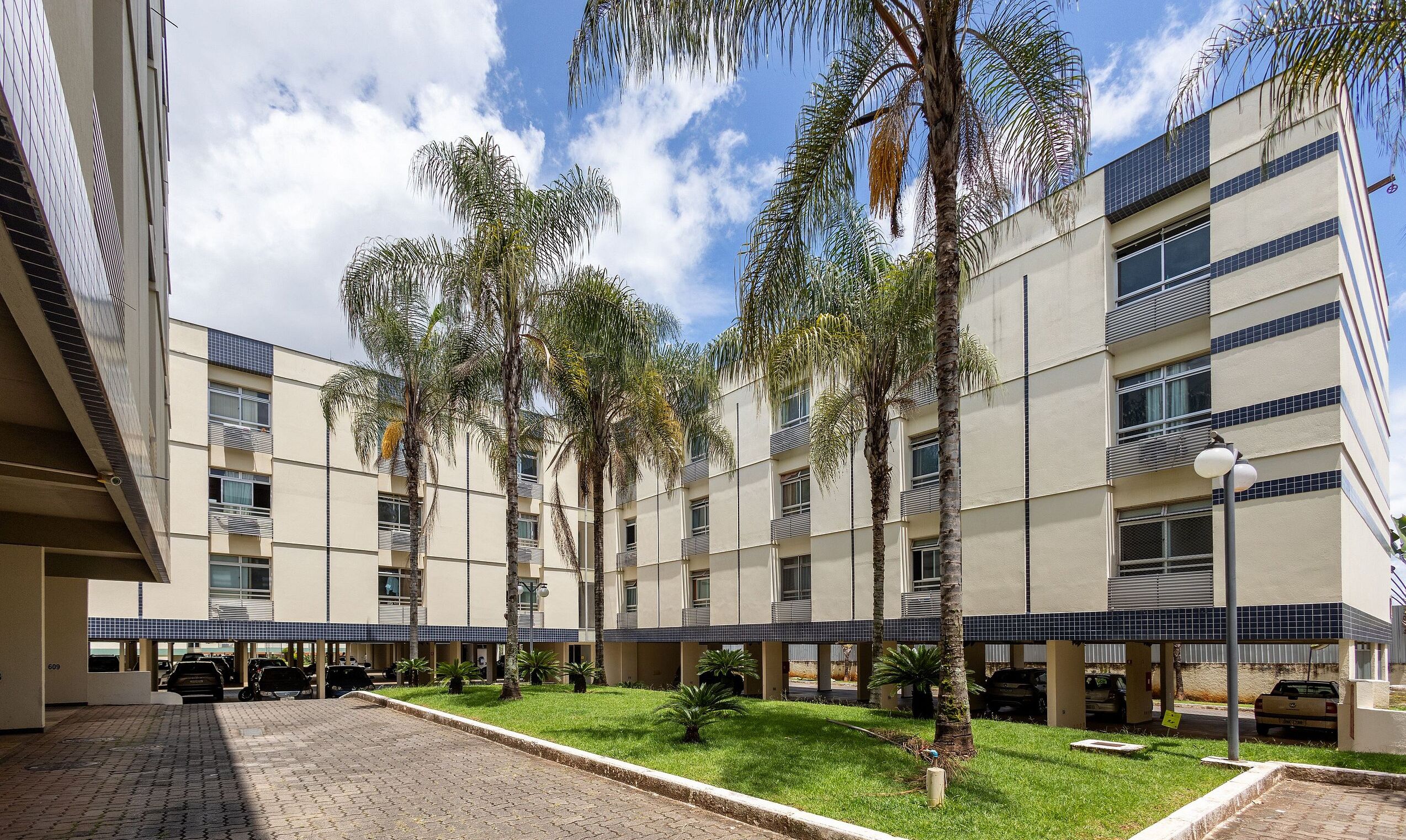 Basic Apartment | Exterior