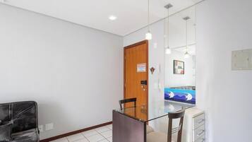 Basic Apartment | Interior