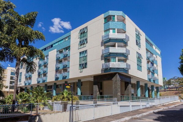 Basic Apartment | Exterior