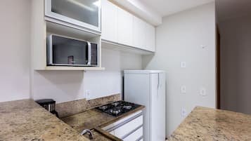 Departamento básico | Cocina privada