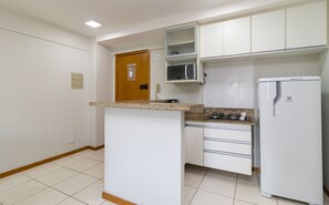 Basic Apartment | Private kitchen