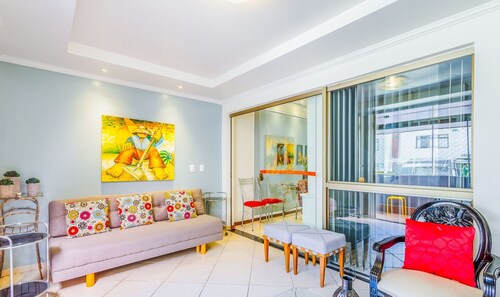 Apt w/ Balcony Sudoeste - Por0017