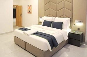 Junior Room, Balcony, City View | Desk, laptop workspace, blackout curtains, soundproofing