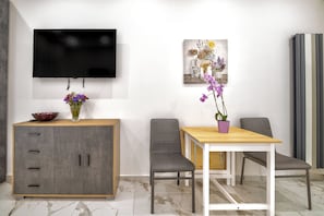 Living area - Alloggio Turistico Mediterranean Cruises (Civitavecchia)