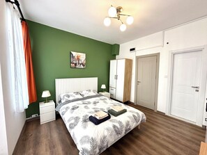 1 bedroom, iron/ironing board, WiFi, bed sheets - Yellowhouse Room 4 (İstanbul)