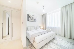 2 bedrooms, iron/ironing board, travel crib, WiFi