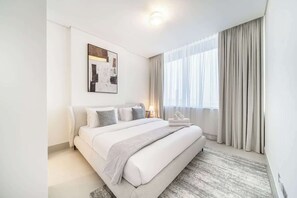 2 habitaciones, tabla de planchar con plancha, cuna de viaje y wifi