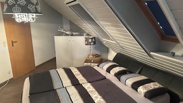 2 dormitorios, tabla de planchar con plancha, wifi y ropa de cama