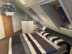 2 dormitorios, tabla de planchar con plancha, wifi y ropa de cama