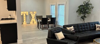 Historic Home, Newly Renovated, Walk to Legends, Pet Friendly