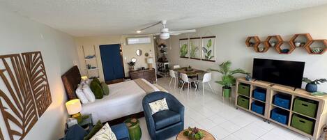 1 غرفة نوم ومكواة/لوح كي وواي فاي مجانًا وملاءات أسرّة