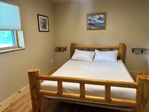 2 bedrooms, bed sheets