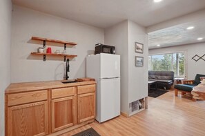Microonde, forno, piano cottura, lavastoviglie
