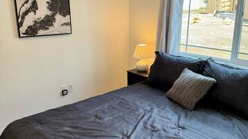 1 chambre, bureau, Wi-Fi gratuit, draps fournis