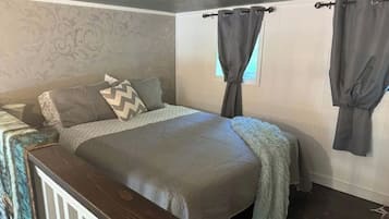 1 bedroom, WiFi, bed sheets