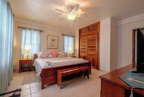 3 Schlafzimmer, Zimmersafe, Reisekinderbett, kostenloses WLAN