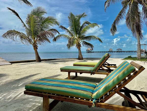 Beach nearby, sun-loungers, beach towels