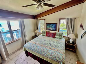 3 bedrooms, in-room safe, iron/ironing board, travel cot
