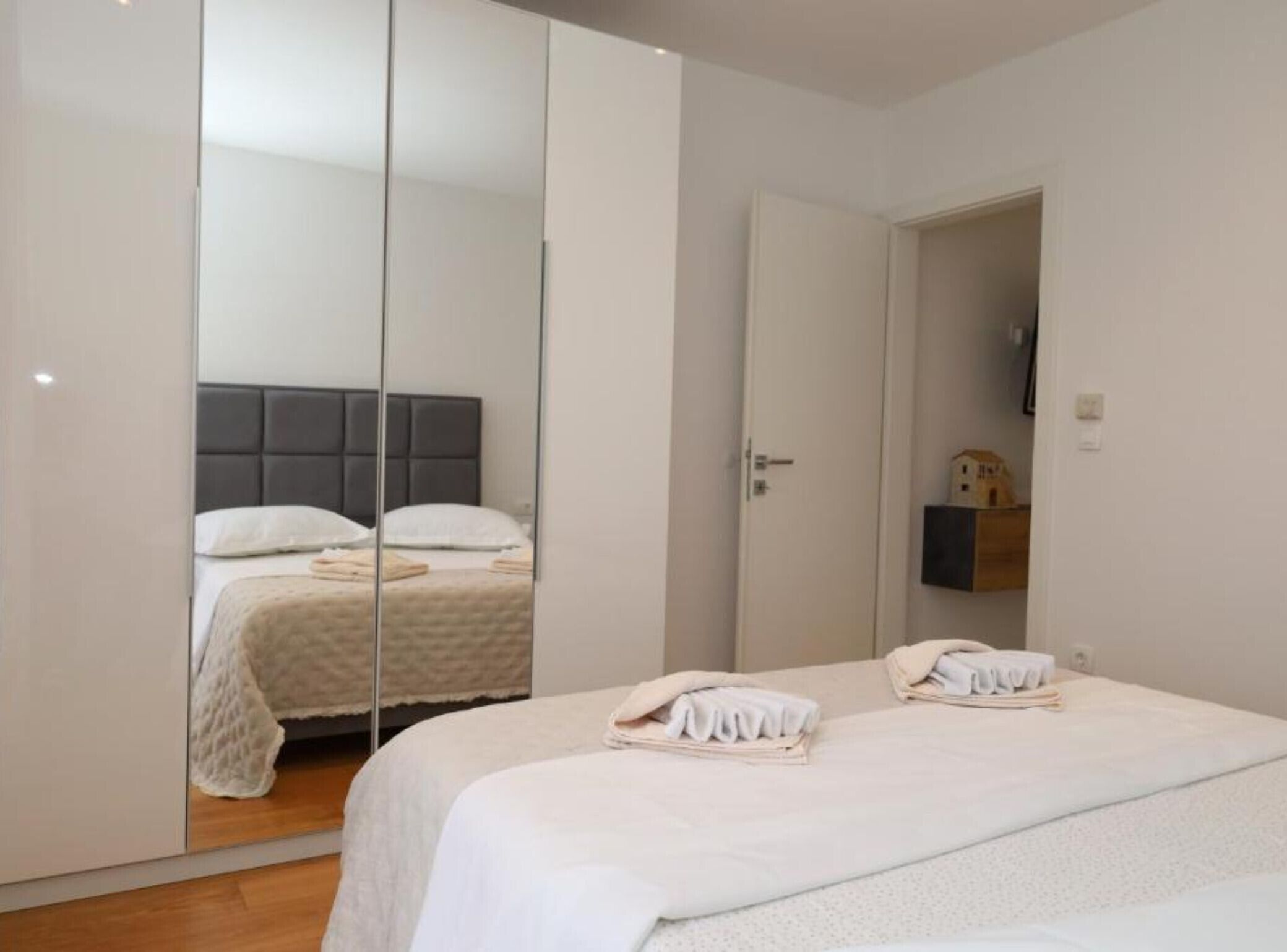 2 Schlafzimmer, Bügeleisen/Bügelbrett, Internetzugang, Bettwäsche