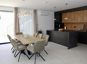 Dining - Sunset Villa Aves with Pool, Gym and Sauna - Four Bedroom Villa (Rogač)