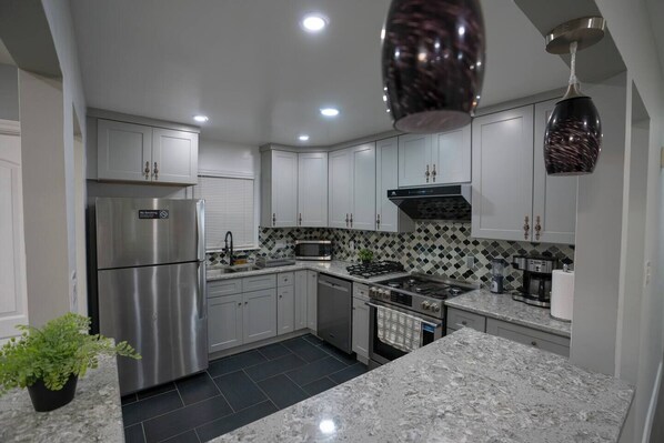Microwave, oven, stovetop, dishwasher