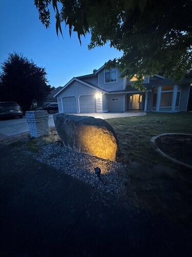 3-bedroom family friendly house in wonderful Des Moines WA