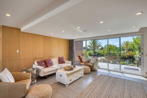 House (4 Bedrooms) | Interior - Coplan Vineyards by Avantstay 10-acre Estate w/ Pool, Spa, Bocce & Designer Interiors (Sonoma)