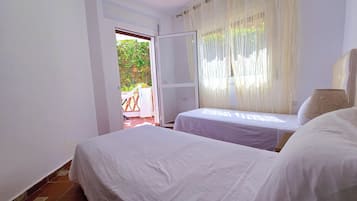 Apartamento familiar, balcón, vistas al jardín | Wifi gratis