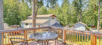 Home on > 1 Acre of Woods in Seattle Suburbs!