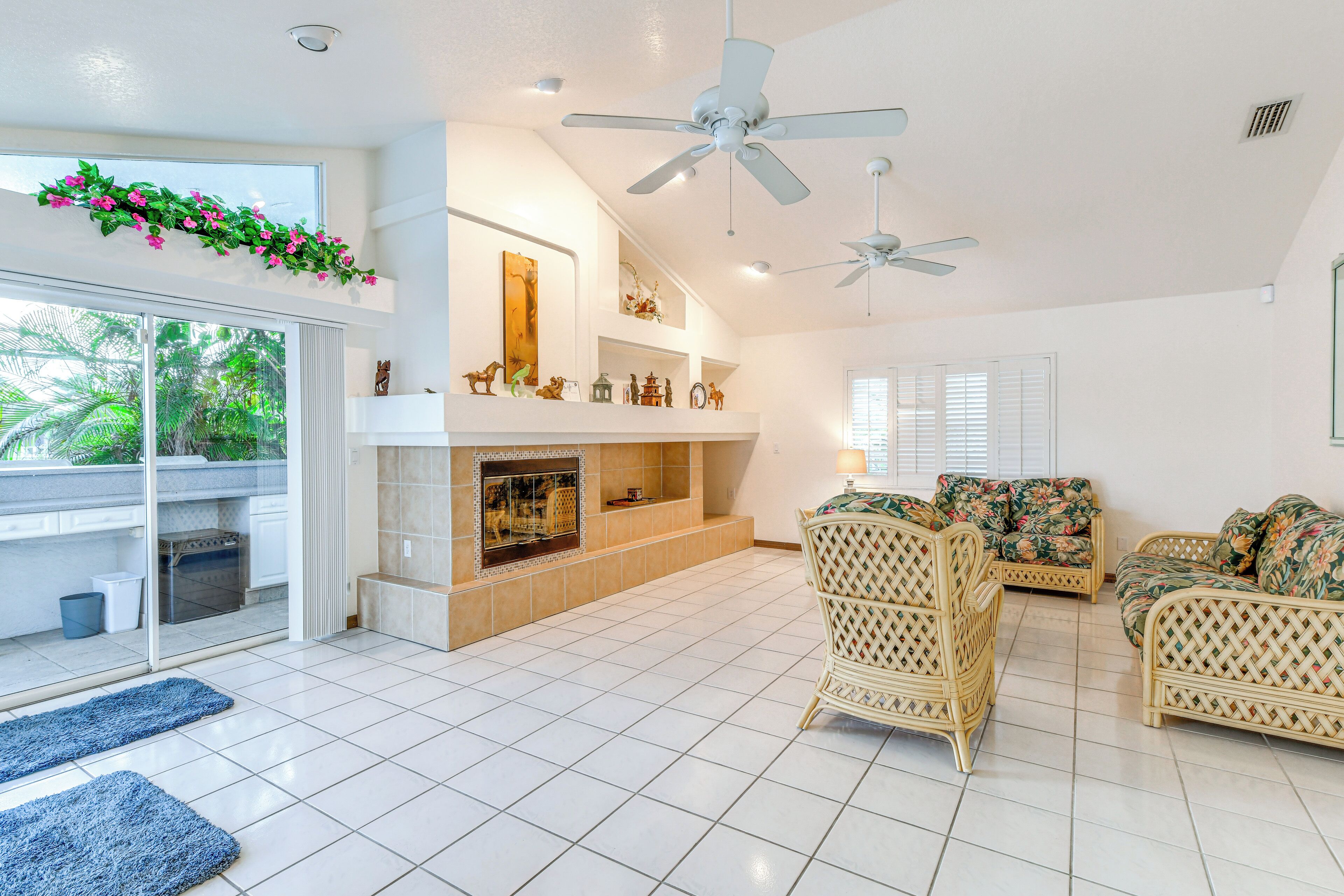 Pool & Dock! Canal-front Port Charlotte Home - Port Charlotte, FL