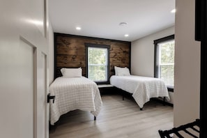 8 Schlafzimmer, WLAN, Bettwäsche