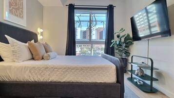 Desk, iron/ironing board, free WiFi, bed sheets