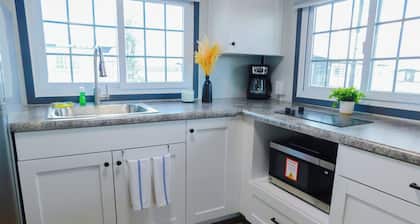 Iron Horse Living - 2 Bed Studio