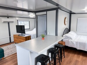 Free WiFi, bed sheets