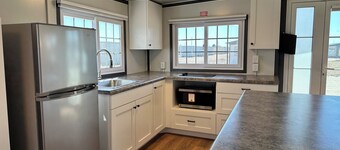 Iron Horse Living - 1 Bed Studio