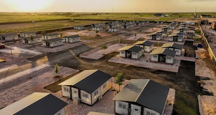 Iron Horse Living - 1 Bed Studio