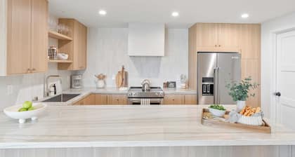 Point View Retreat by Avantstay Modern Coastal Retreat Near Sunset Cliffs & Ocean Beach