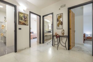 Apartamento, 3 habitaciones, vistas al jardín | Zona de estar