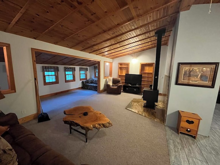 Entire Home / Cabin - Cozy Cottage Vibes With Fire Pit, Full Kitchen & Garden - Backbone State Park, Dundee