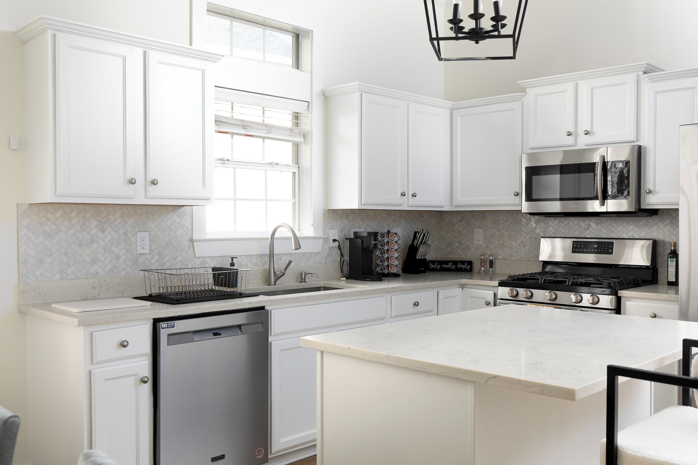 Mikrowelle, Ofen, Herdplatte, Geschirrspüler