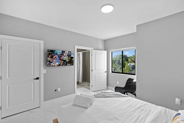 Roupas de cama premium, ferros/tábuas de passar roupa, Wi-Fi de cortesia