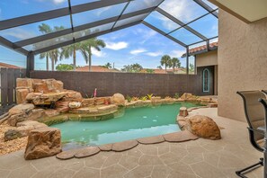Beheizter Pool
